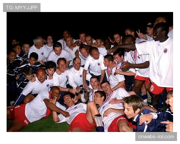 克莱蒙0-2不敌昂热,客队通过高效的前场反抢,多次迫使主队防守陷入混乱